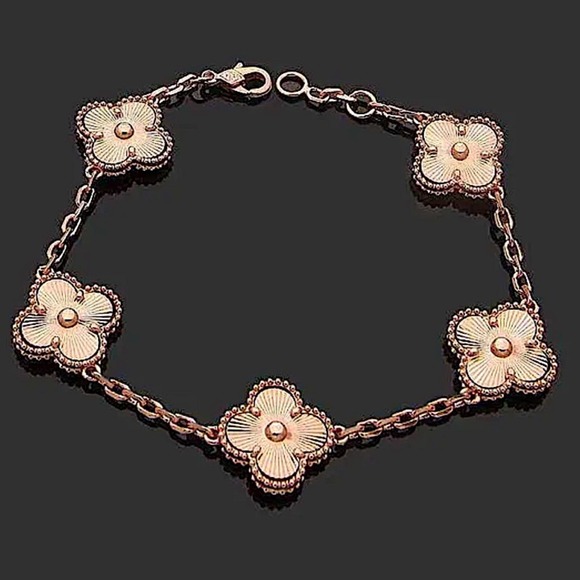 Stampd Jewelry - Rose Gold Four Leaf Clover Luxury Bracelet